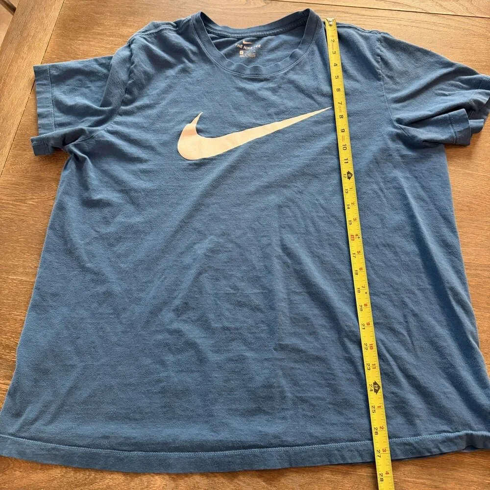 Nike T Shirt Men's XL Blue Swoosh Logo Classic Fit Soft Stretch Athletic Tee